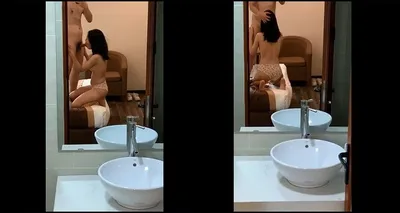 Bé teen dâm mê liếm mút