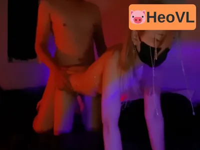 Em ghệ lỗ lồn hồng bị anh móc ra đầy dâm thuỷ