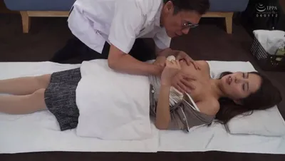 ông xã thuê người mát-xa trị liệu giúp người vợ dễ mang thai và cái kết