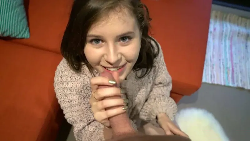 Bắn tinh ngập chiếc cô bé hồng của nhân tình dễ thương